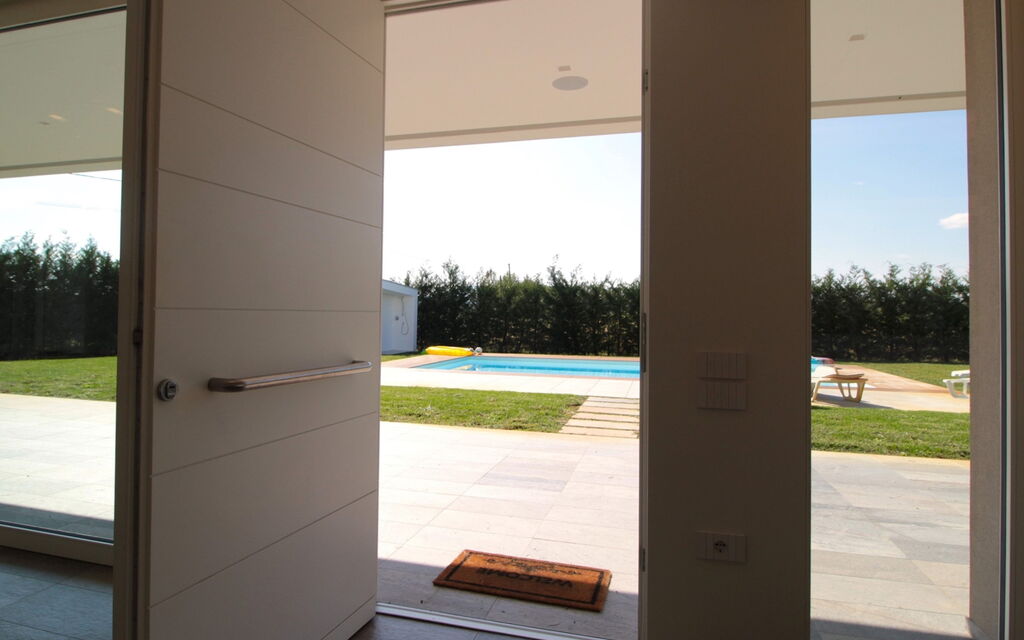 Stima Home, Padova, Pool, Ac: Autumn, Garden, Spring, Summer