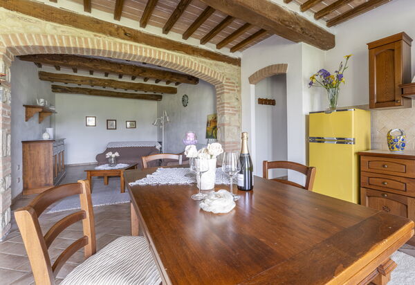 Apartment Marcigliana Front Pool Wi-fi Radicondoli: Autunno, Cucina, Estate, Primavera