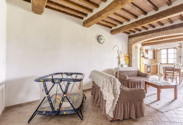 Apartment Marcigliana Front Pool Wi-fi Radicondoli: Autunno, Estate, Primavera, Soggiorno