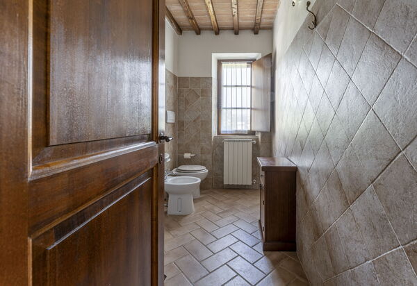 Apartment Marcigliana Front Pool Wi-fi Radicondoli: Autunno, Bagno, Estate, Primavera