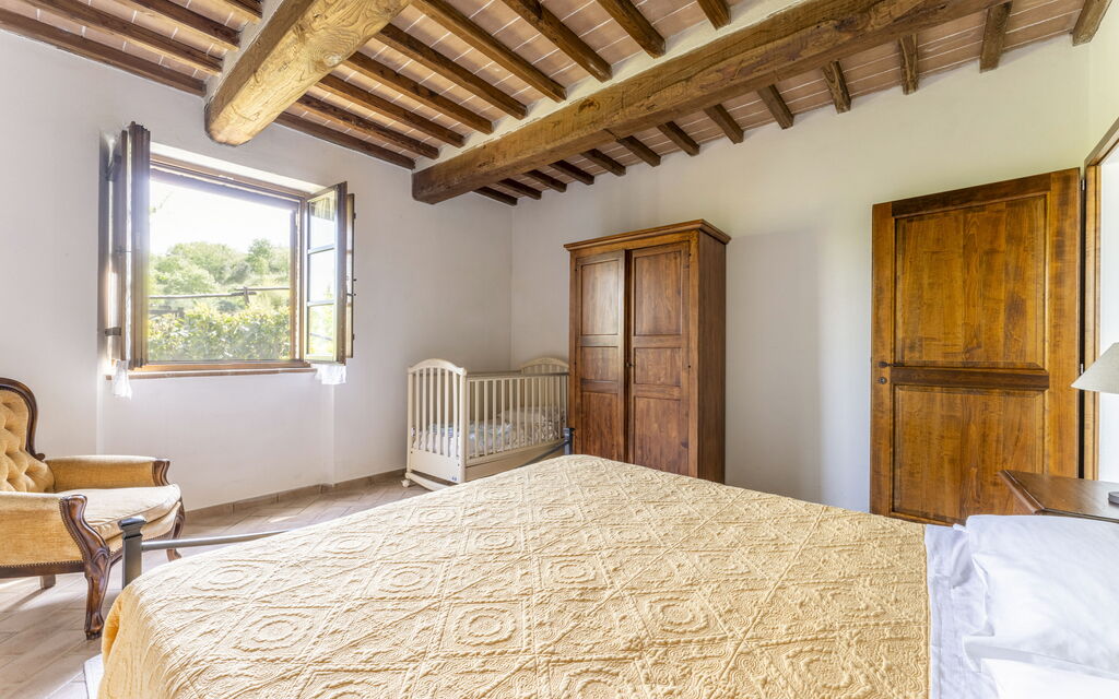 Apartment Marcigliana Front Pool Wi-fi Radicondoli: Autumn, Bedroom, Spring, Summer