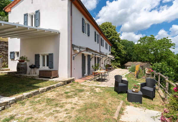 La Casa Del Tiglio: Balcony / Terrace / Patio, Building Exterior, Garden, Main Entrance, Outdoor