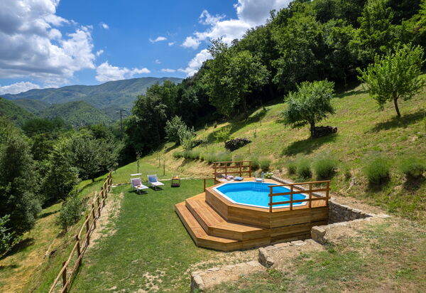 La Casa Del Tiglio: Building Exterior, Garden, Outdoor, Pool