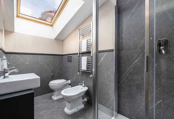 Torretta Penthouse Luxury Apartment In Florence By Palazzo Pazzi Vitali: Autumn, Bathroom, Spring, Summer