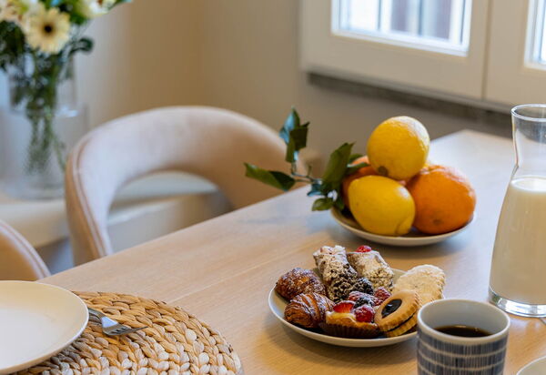 Torretta Penthouse Luxury Apartment In Florence By Palazzo Pazzi Vitali: Autumn, Food, Spring, Summer