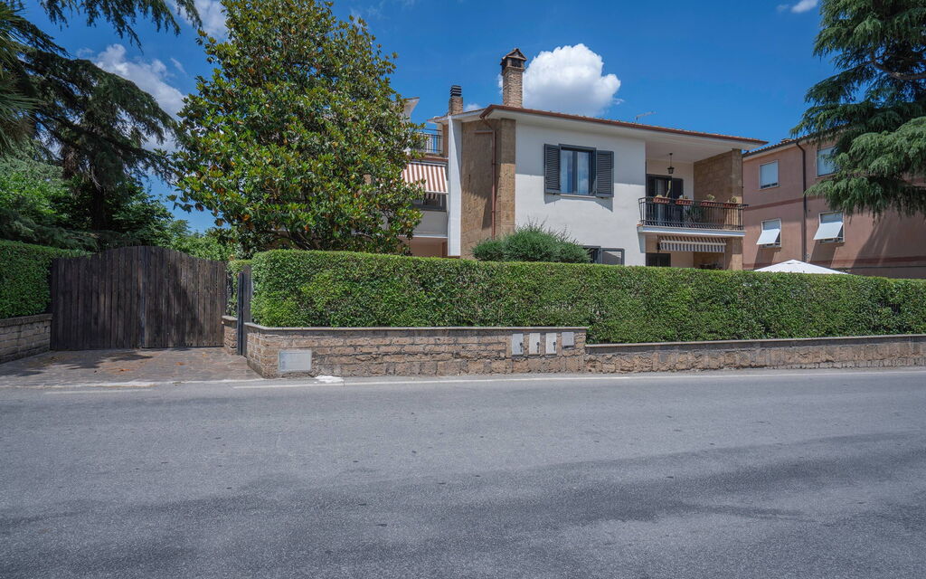 A Casa Di Camillo, Nepi, a C, Wifi: Autunno, Entrata Principale, Estate, Primavera