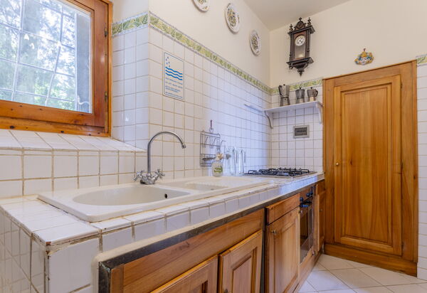 Villa Montegattoli, Pool, Landscape, Wifi, Ac: Autumn, Kitchen, Spring, Summer