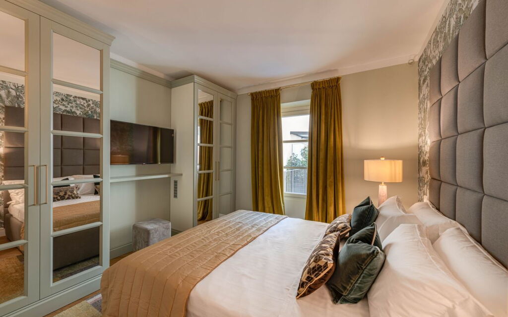 Duomo Penthouse Luxury Apartment In Florence By Palazzo Pazzi Vitali: Camera da letto