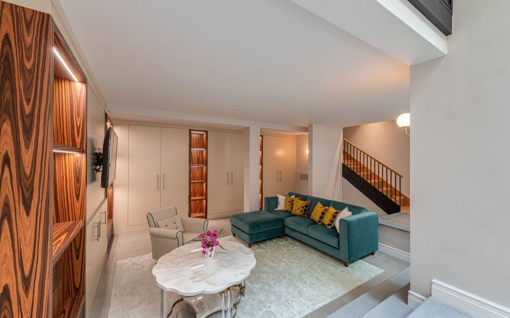 Duomo Penthouse Luxury Apartment In Florence By Palazzo Pazzi Vitali: Autunno, Estate, Inverno, Primavera, Sala da pranzo, Soggiorno