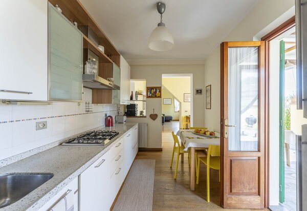 Camaiore House With Pool, La Casa Dei Ricci: Autunno, Cucina, Estate, Primavera