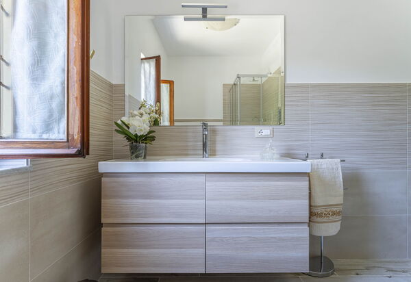 Camaiore House With Pool, La Casa Dei Ricci: Autunno, Bagno, Estate, Primavera