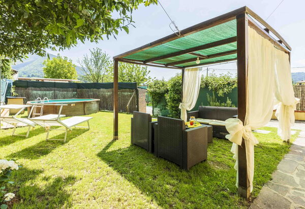 Camaiore House With Pool, La Casa Dei Ricci: Autunno, Estate, Giardino, Primavera