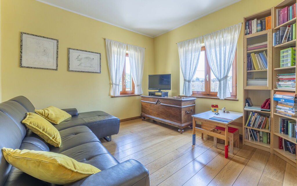 Camaiore House With Pool, La Casa Dei Ricci: Autumn, Living Room, Spring, Summer