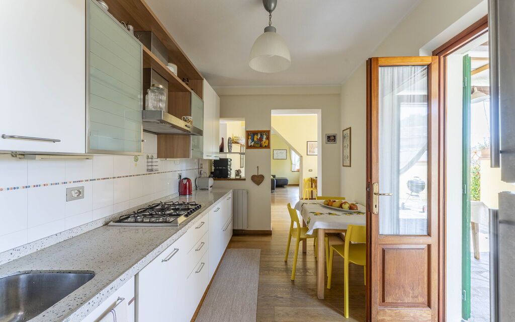 Camaiore House With Pool, La Casa Dei Ricci: Autumn, Kitchen, Spring, Summer