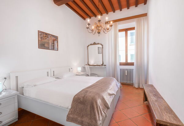 Chiara Apartment , San Frediano Florence: Autunno, Camera da letto, Estate, Primavera