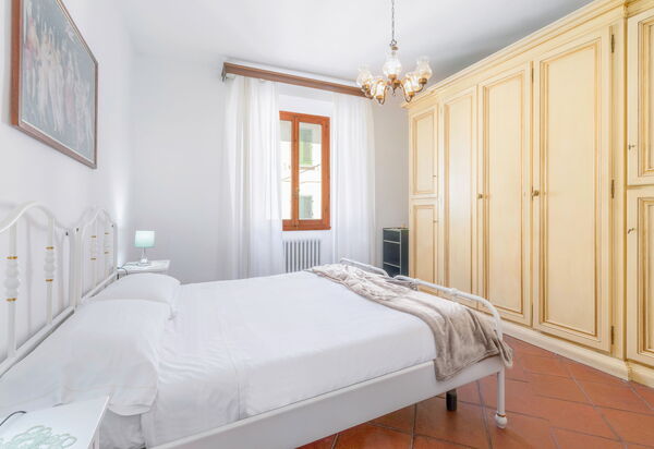 Chiara Apartment , San Frediano Florence: Autunno, Camera da letto, Estate, Primavera