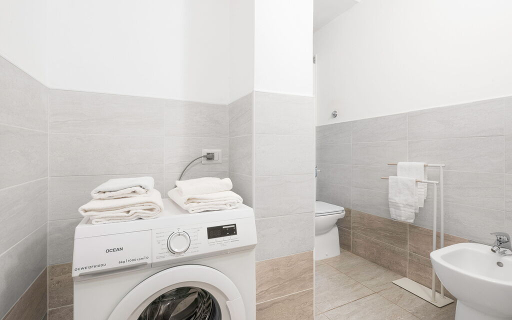 Chiara Apartment , San Frediano Florence: Autunno, Bagno, Estate, Primavera