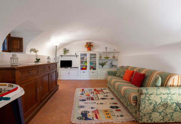 Chiara House In Galenda, Chianti, Pool And Nature: Autumn, Living Room, Spring, Summer