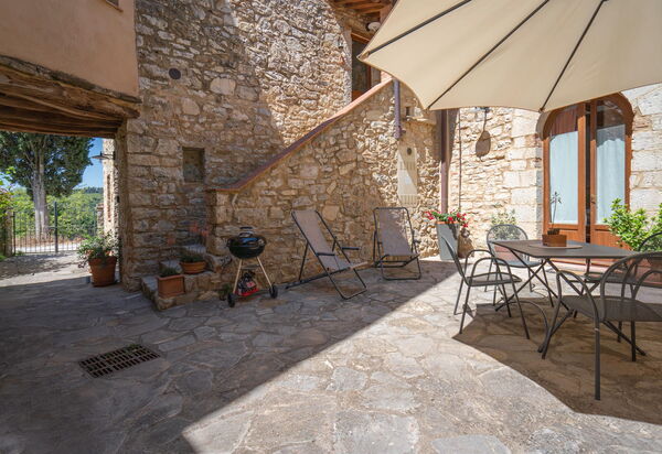 Chiara House In Galenda, Chianti, Pool And Nature: Autumn, Garden, Spring, Summer