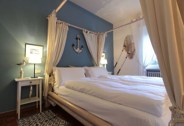 Dal Molin Apartment, Garda Lake, Ac, Fitness, Jacuzzi: Autunno, Camera da letto, Estate, Primavera