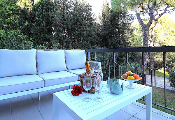 Dal Molin Apartment, Garda Lake, Ac, Fitness, Jacuzzi: Autunno, Balcone / Terrazza / Patio, Estate, Primavera