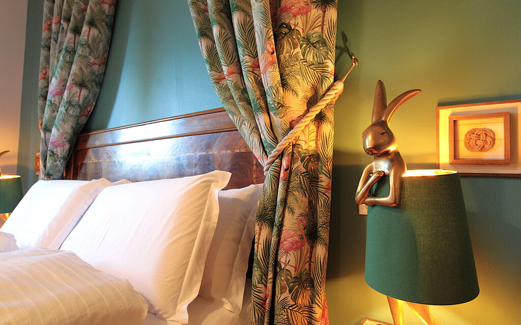 Dal Molin Apartment, Garda Lake, Ac, Fitness, Jacuzzi: Autumn, Bedroom, Spring, Summer