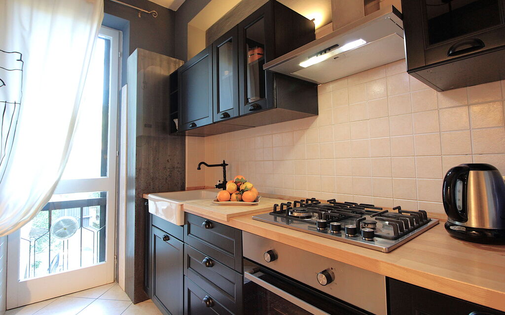Dal Molin Apartment, Garda Lake, Ac, Fitness, Jacuzzi: Autumn, Kitchen, Spring, Summer
