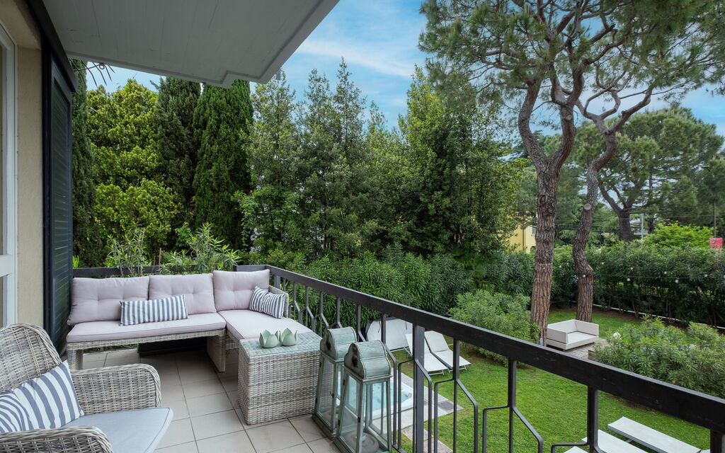 Dal Molin Apartment, Garda Lake, Ac, Fitness, Jacuzzi: Balcony / Terrace / Patio, Spring, Summer