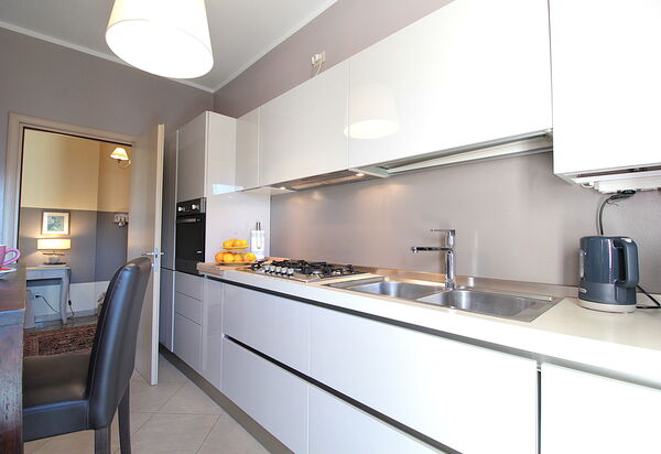 Provenzale Apartment, Garda Lake, Jacuzzi, Fitness, Ac: Autunno, Cucina, Estate, Primavera