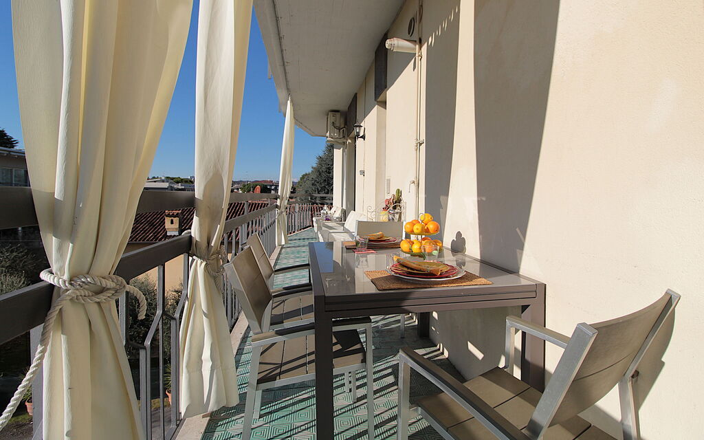 Provenzale Apartment, Garda Lake, Jacuzzi, Fitness, Ac: Autunno, Balcone / Terrazza / Patio, Estate, Primavera
