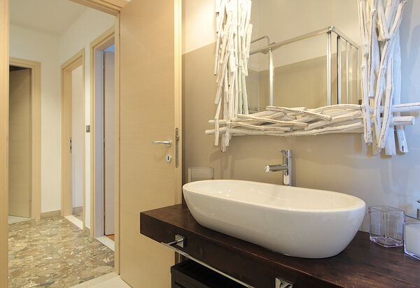 Catullo 18 Apartment, Garda Lake, Jacuzzi, Fitness, Ac: Autunno, Bagno, Estate, Primavera