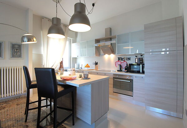 Catullo 18 Apartment, Garda Lake, Jacuzzi, Fitness, Ac: Autunno, Cucina, Estate, Primavera