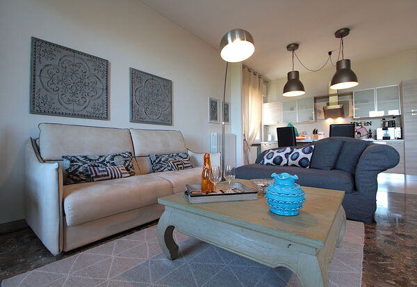 Catullo 18 Apartment, Garda Lake, Jacuzzi, Fitness, Ac: Autunno, Estate, Primavera, Soggiorno