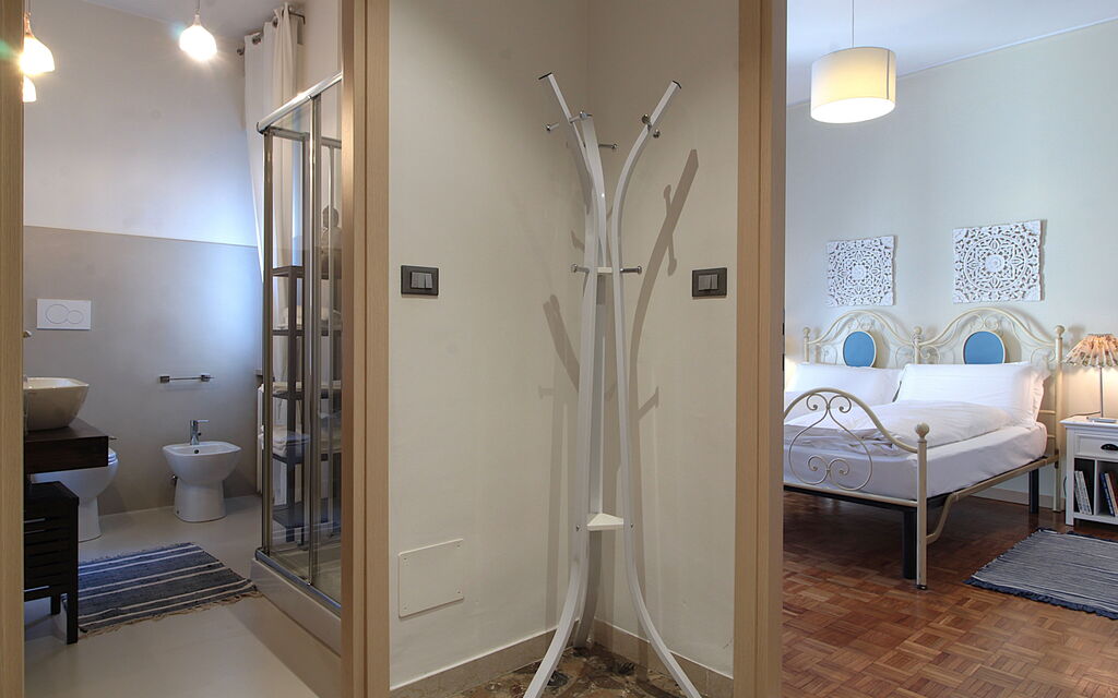 Catullo 18 Apartment, Garda Lake, Jacuzzi, Fitness, Ac: Autunno, Camera da letto, Estate, Primavera