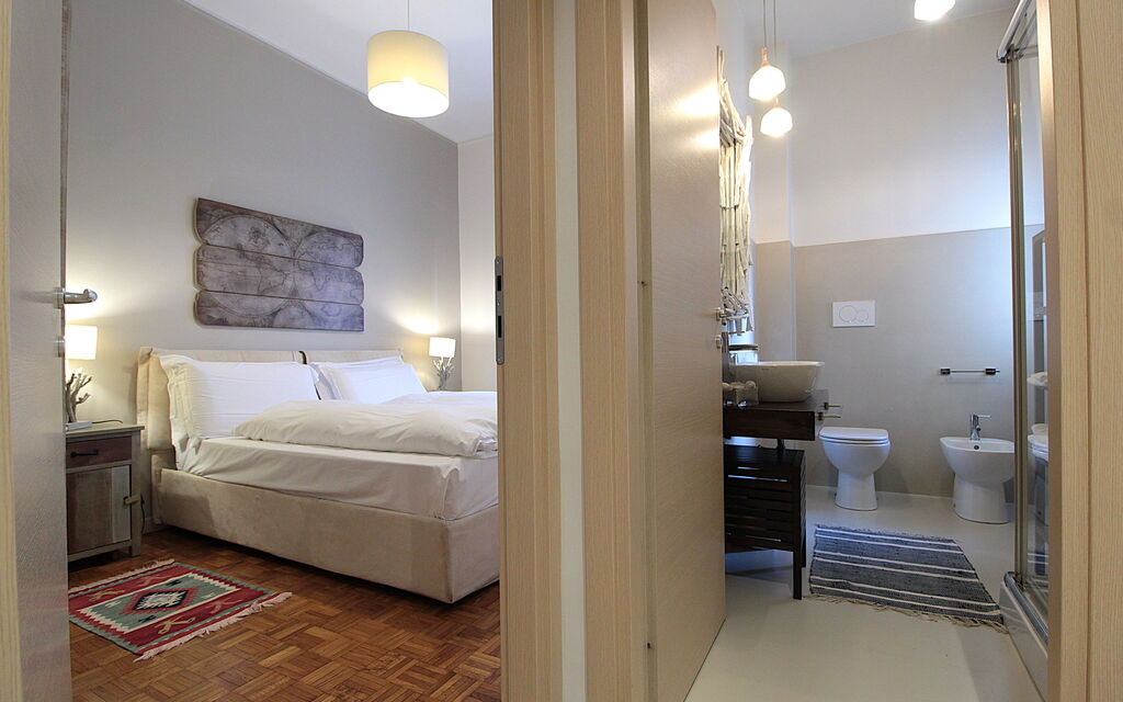 Catullo 18 Apartment, Garda Lake, Jacuzzi, Fitness, Ac: Autunno, Camera da letto, Estate, Primavera