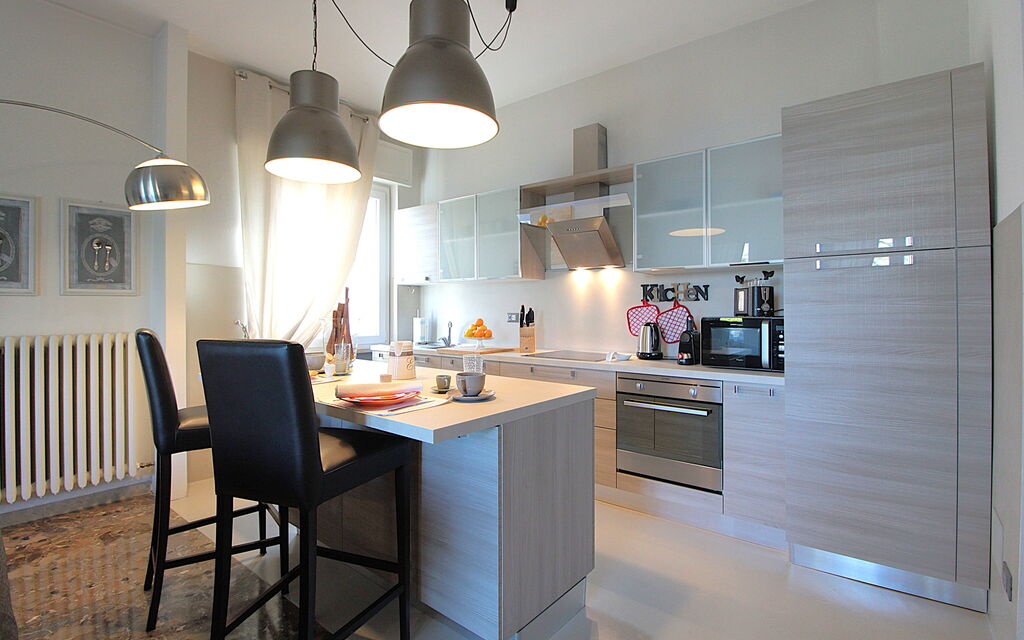 Catullo 18 Apartment, Garda Lake, Jacuzzi, Fitness, Ac: Autunno, Cucina, Estate, Primavera