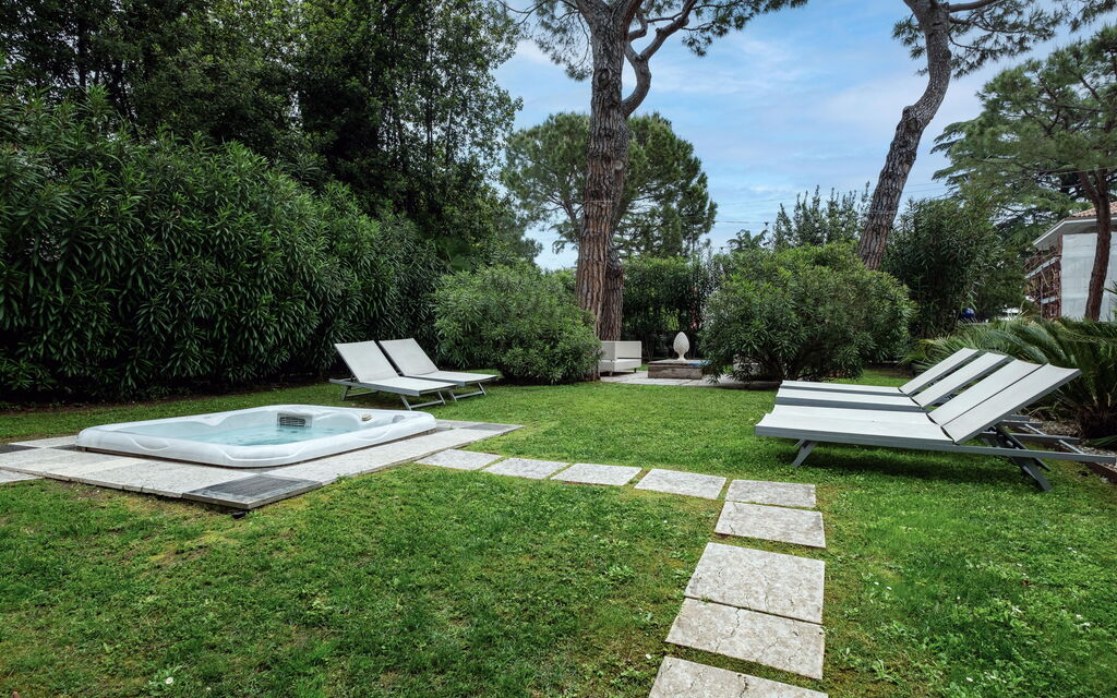 Catullo 18 Apartment, Garda Lake, Jacuzzi, Fitness, Ac: Autunno, Estate, Idromassaggio, Inverno, Primavera