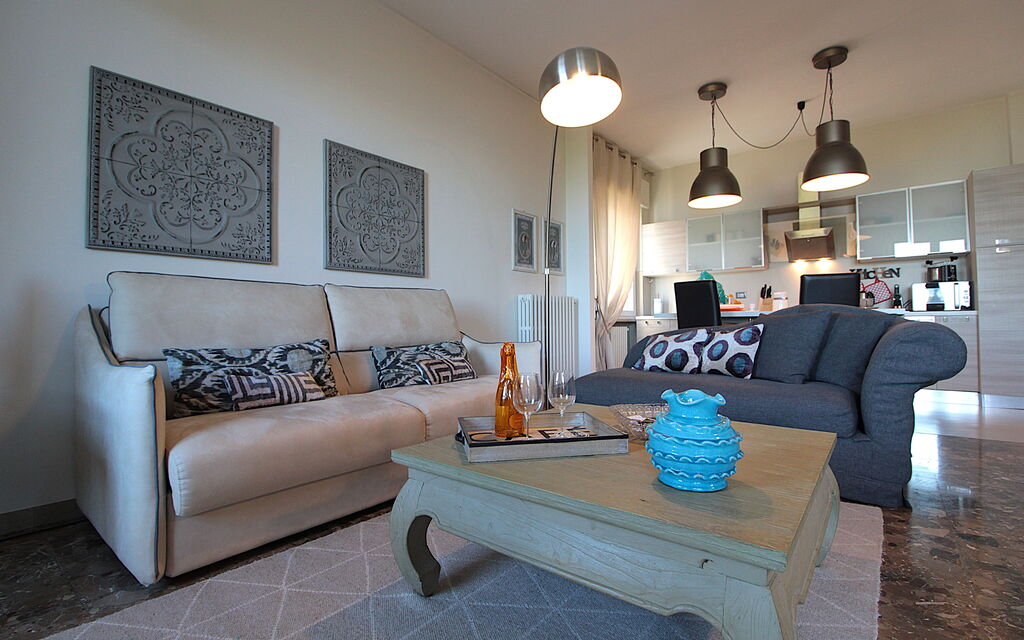 Catullo 18 Apartment, Garda Lake, Jacuzzi, Fitness, Ac: Autunno, Estate, Primavera, Soggiorno