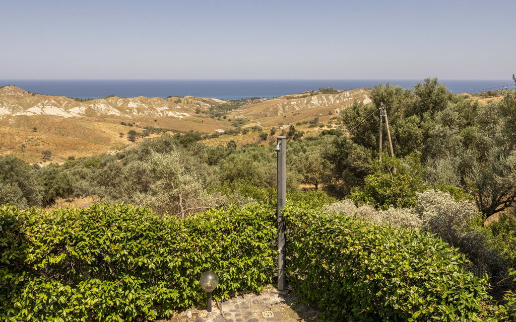 Villa Acquaro, Santa Caterina Dello Ionio, Pool, Ac: Autumn, Scenic View, Spring, Summer