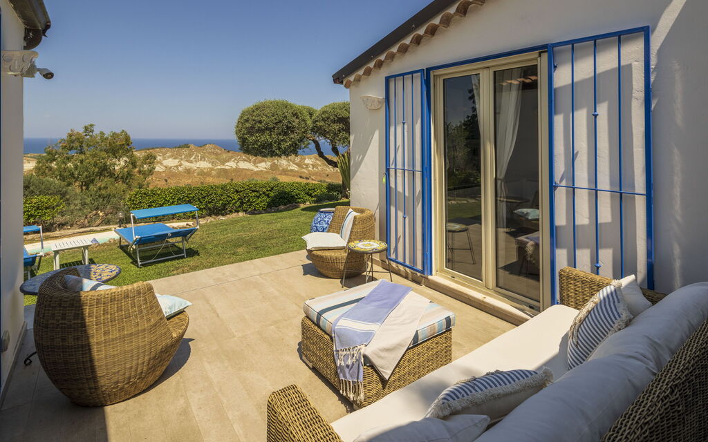 Villa Acquaro, Santa Caterina Dello Ionio, Pool, Ac: Autumn, Garden, Spring, Summer