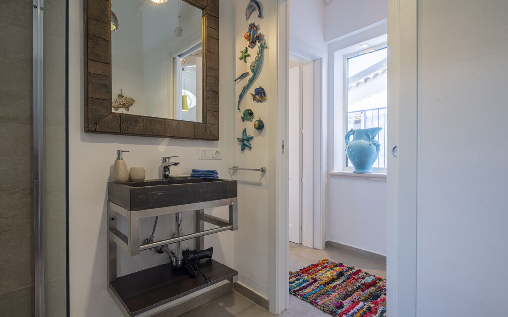 Villa Acquaro, Santa Caterina Dello Ionio, Pool, Ac: Autumn, Bathroom, Spring, Summer