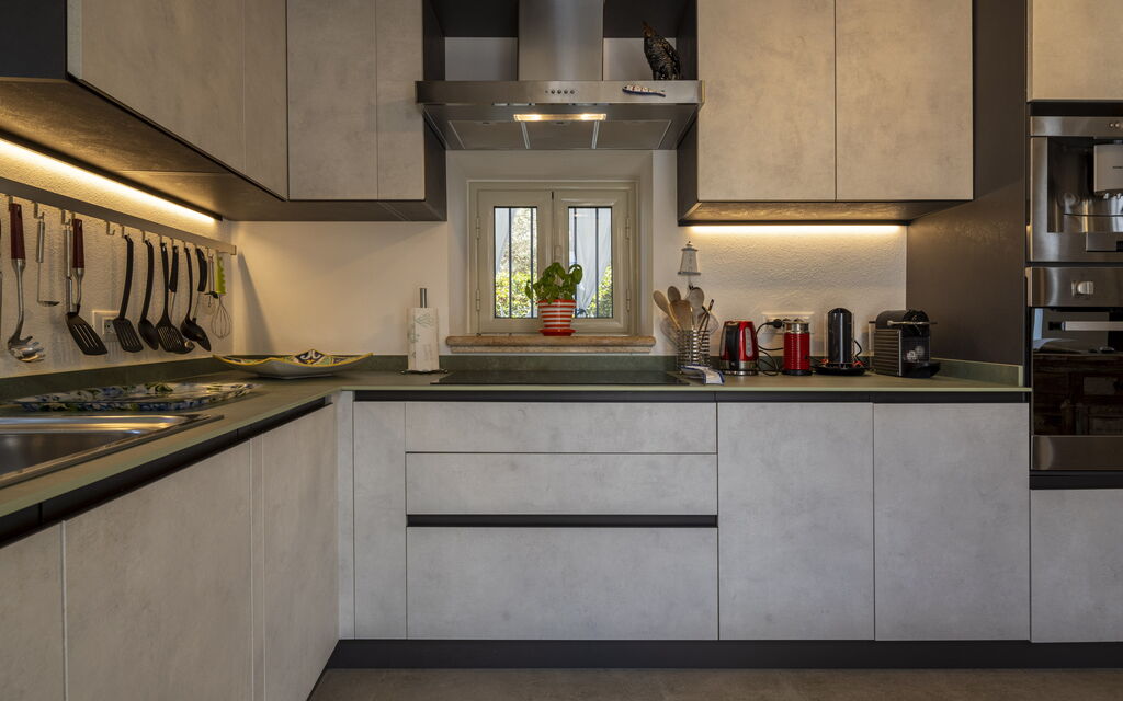 Villa Acquaro, Santa Caterina Dello Ionio, Pool, Ac: Autumn, Kitchen, Spring, Summer