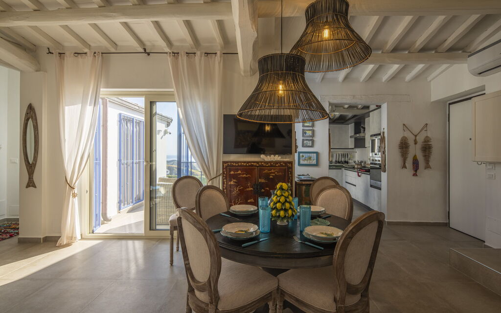 Villa Acquaro, Santa Caterina Dello Ionio, Pool, Ac: Autumn, Living Room, Spring, Summer