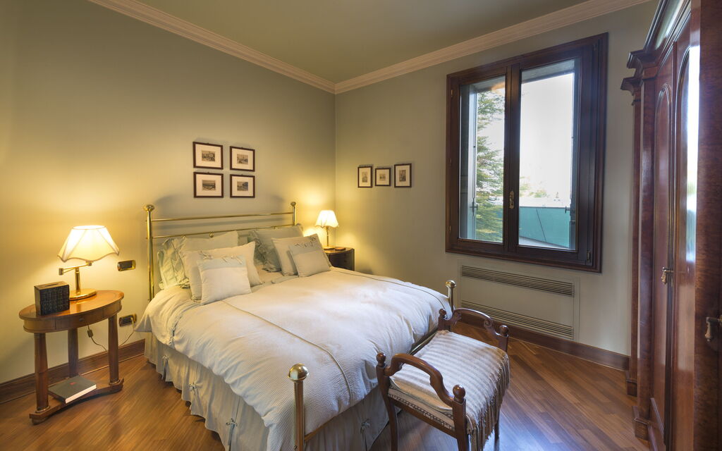 Villa Paola In Padova With Ac: Autumn, Bedroom, Spring, Summer