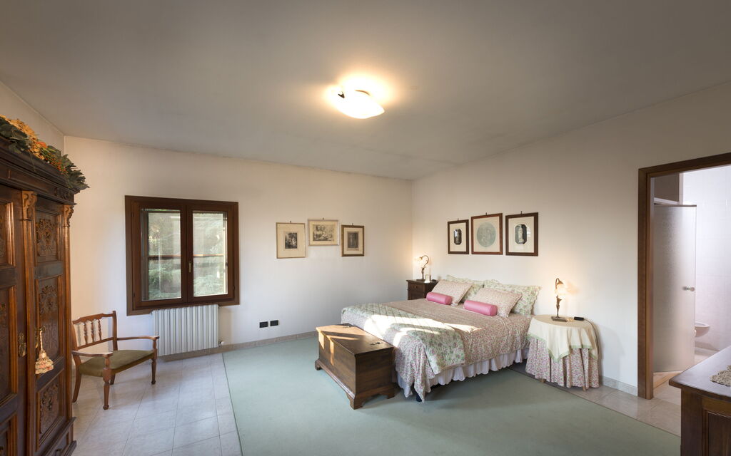Villa Paola In Padova With Ac: Autumn, Bedroom, Spring, Summer