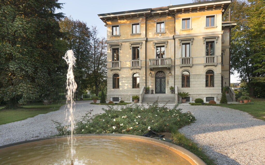 Villa Paola In Padova With Ac: Autumn, Garden, Spring, Summer