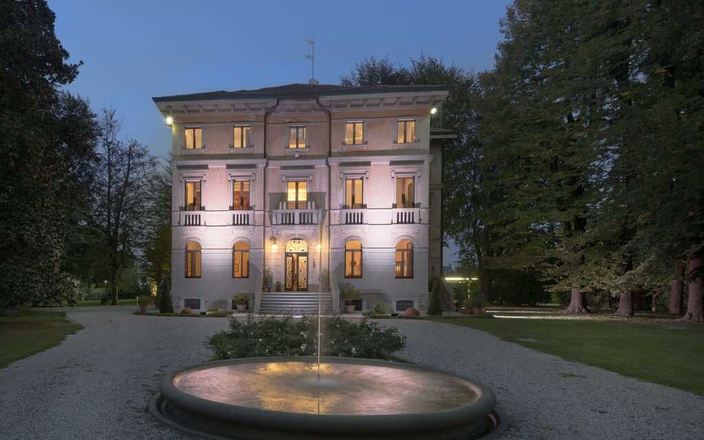 Villa Paola In Padova With Ac: Autumn, Garden, Spring, Summer