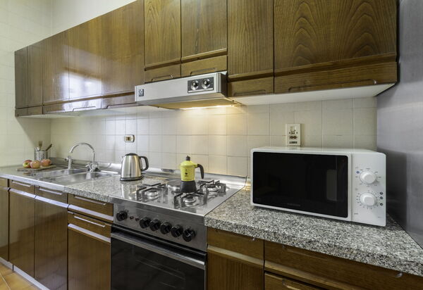 Casa Martina, Piazza Delle Erbe, San Gimignano: Autumn, Kitchen, Spring, Summer