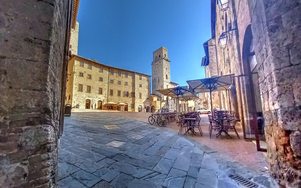 Casa Martina, Piazza Delle Erbe, San Gimignano: Activities, Autumn, Spring, Summer