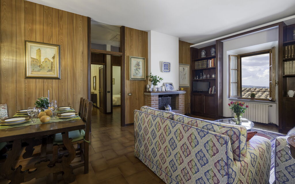 Casa Martina, Piazza Delle Erbe, San Gimignano: Autumn, Living Room, Spring, Summer